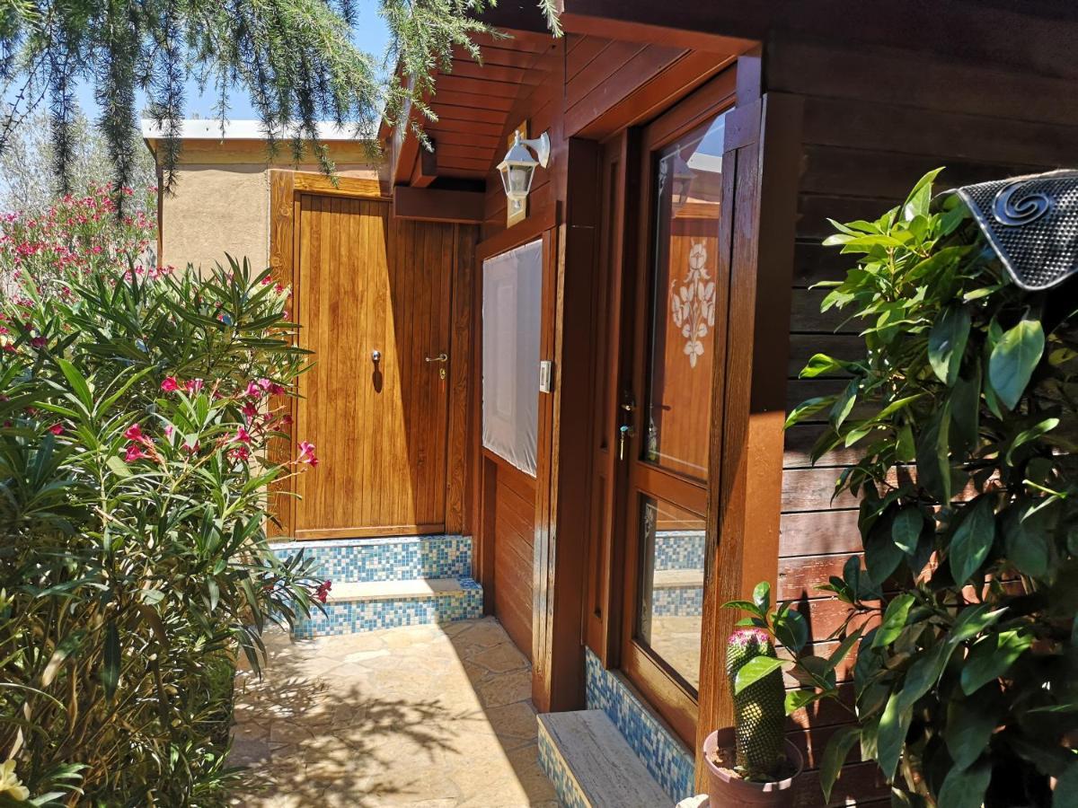 Villa Girasole Монтерони-ди-Лечче Экстерьер фото