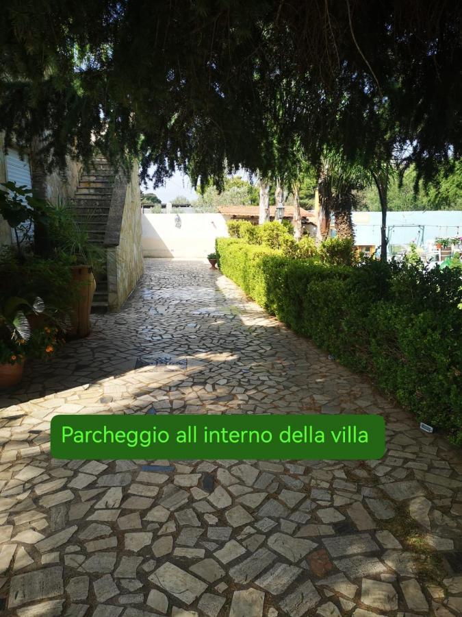 Villa Girasole Монтерони-ди-Лечче Экстерьер фото